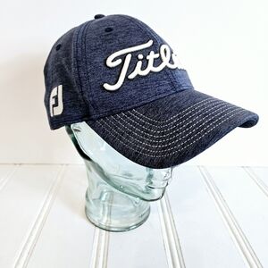 Titleist Golf Cap Mens Size M/L Blue Tour Classic Baseball Cap Athleisure